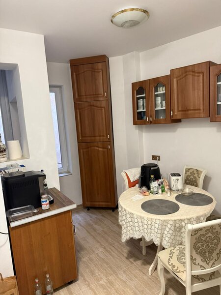 Universitate, 3 camere 107 mp, Piata Rosetti